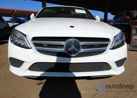 2019 Mercedes-Benz C 300 from USA, damaged, VIN 55SWF8DB6KU302401